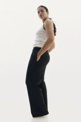 Pantalon jogger à jambes larges avec plis - Noir — photo 4