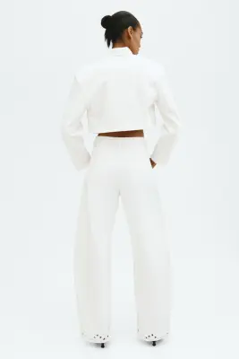 Jean avec broderie anglaise - Blanc — photo 4