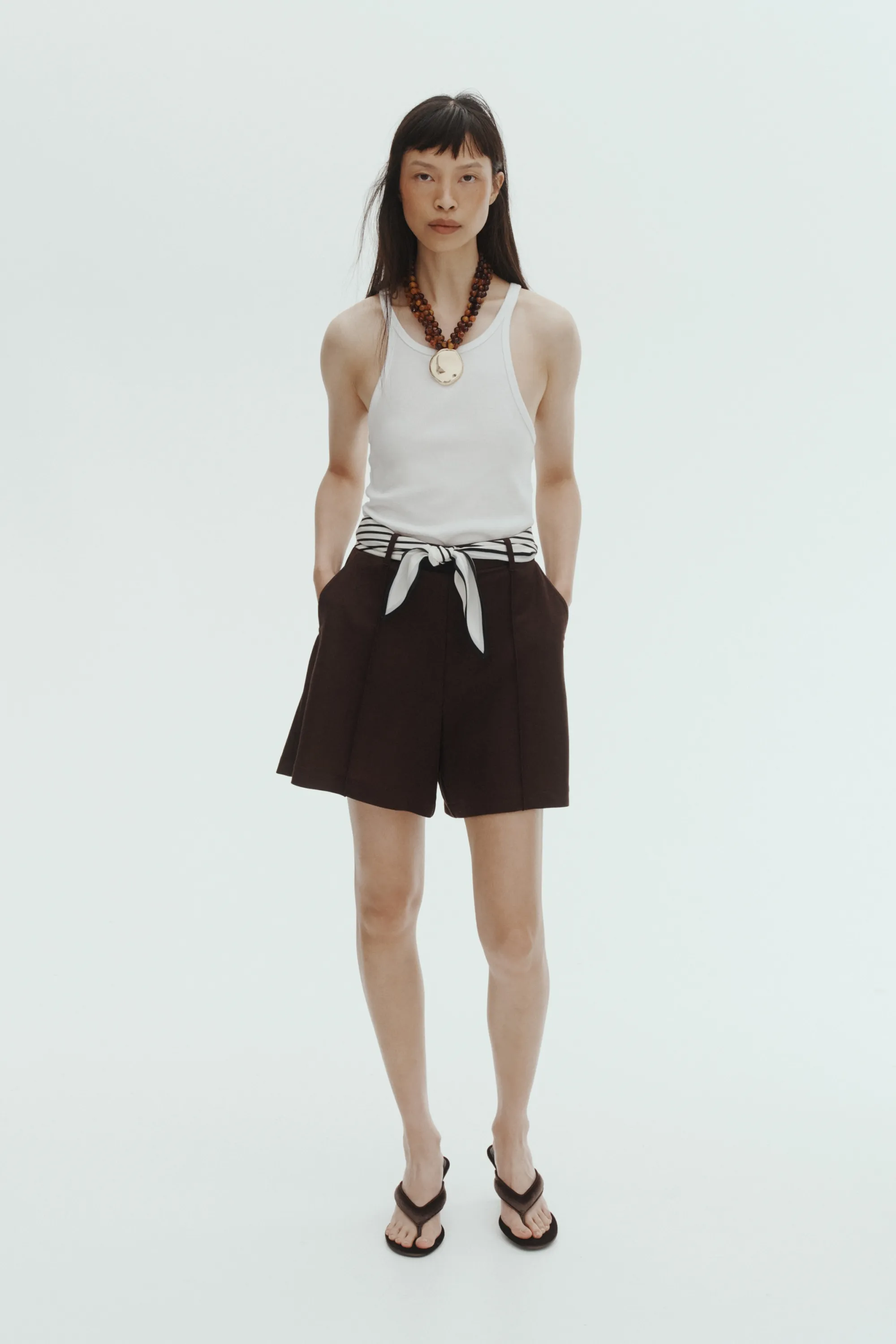 Short chic avec ceinture - Marron foncé
