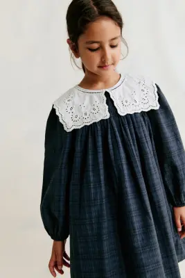 Robe en mousseline avec col vintage - Bleu marine — photo 1
