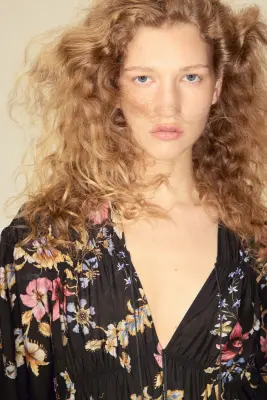 Robe imprimée avec détail à nouer - Noir/fleuri — photo 3