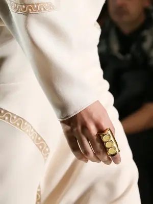 Bague longue DJILL en laiton doré à l'or fin Prix boutique $440 Taille 56 — photo 2