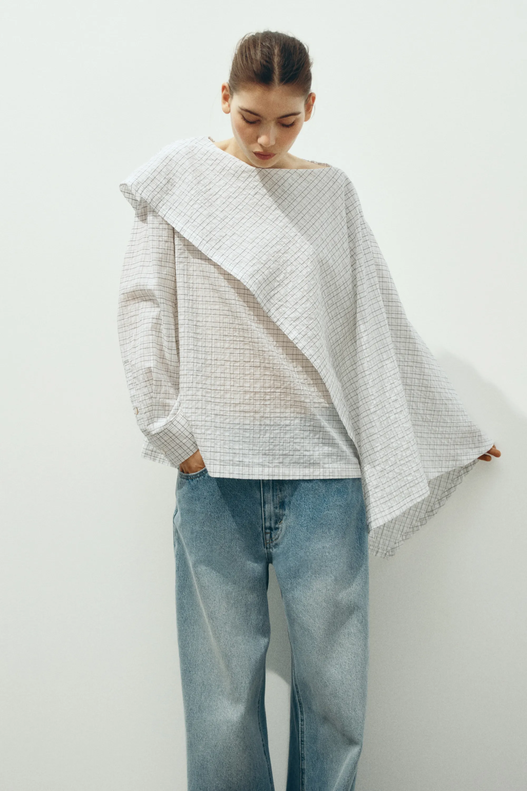 Blouse en seersucker avec cape - Blanc/carreaux