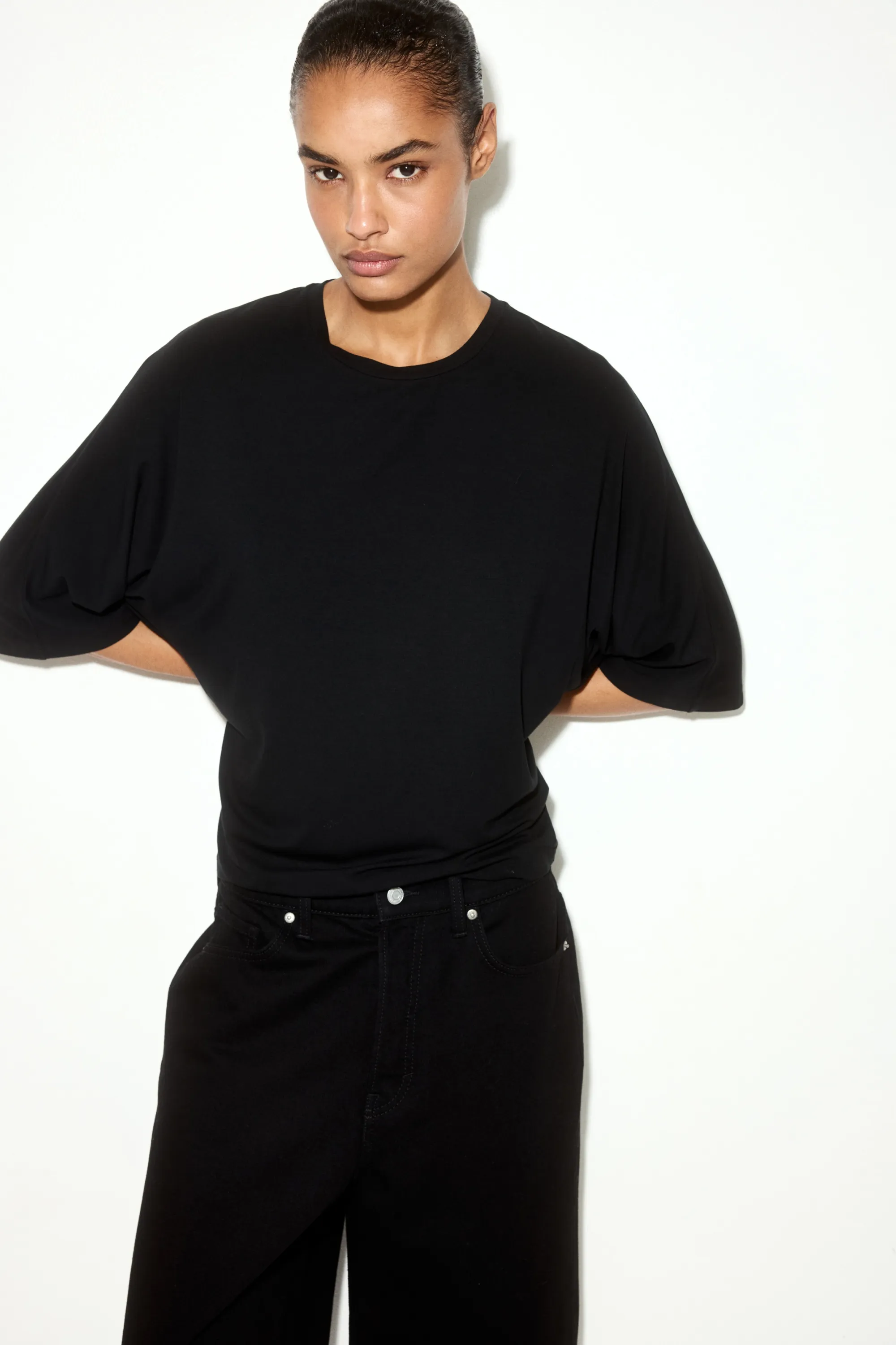 Batwing-sleeved viscose top - Noir