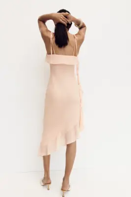 Robe volantée avec bretelles à nouer - Rose pêche clair — photo 2