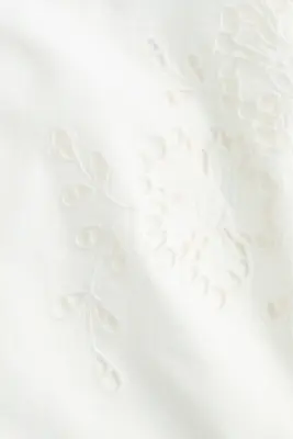 Robe de plage en coton avec broderie anglaise - Ivoire — photo 4