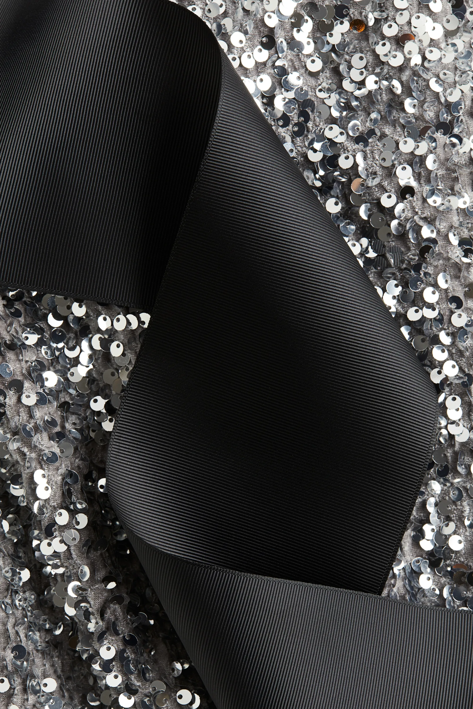 Robe à sequins avec rubans à nouer - Argenté