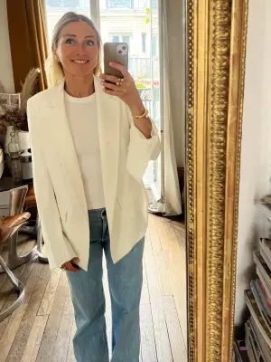 Veste blazer fluide en crêpe blanc fente côté Prix boutique 1700€ Taille 38 — photo 4