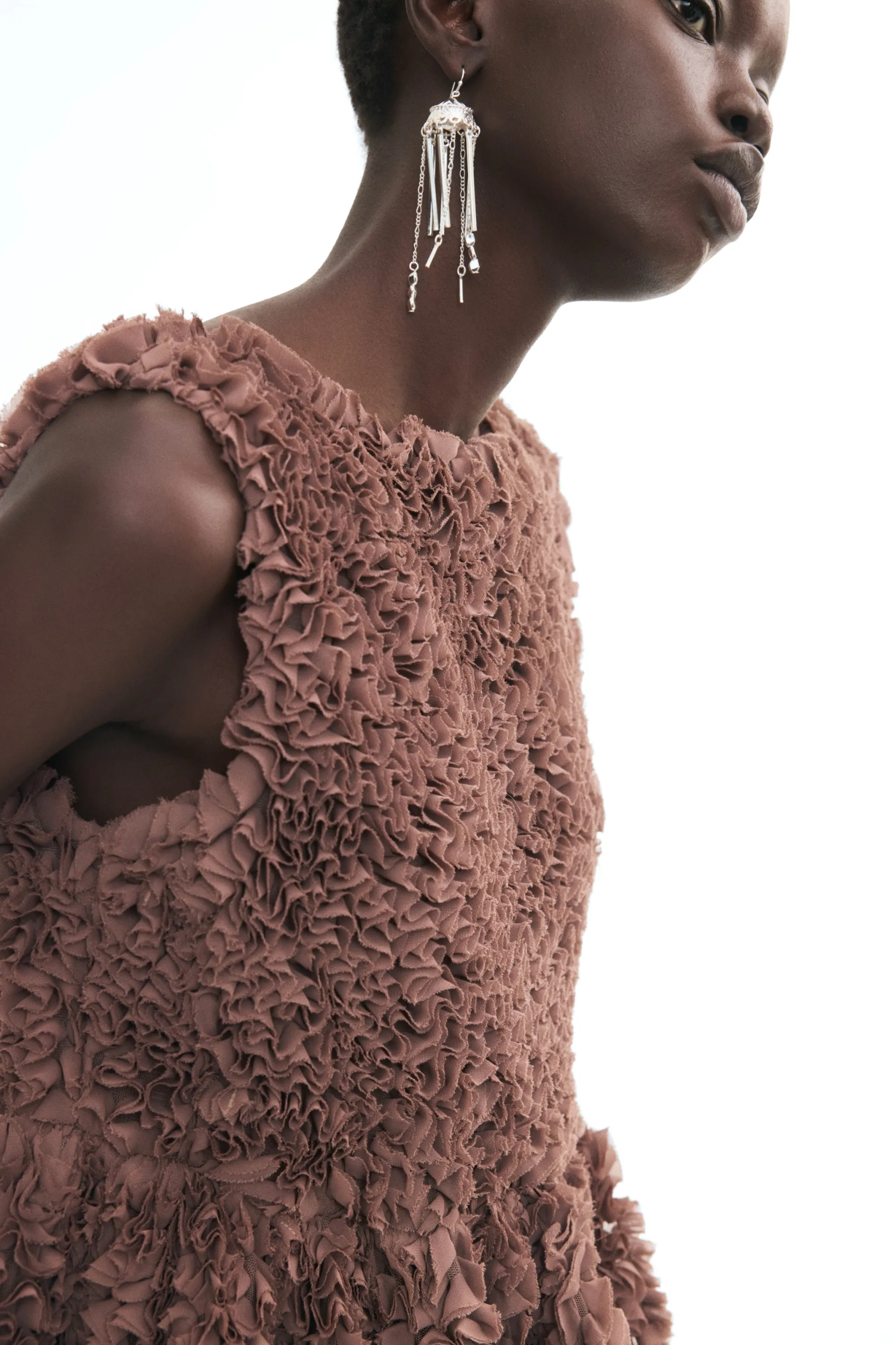 Robe avec volants ruchés appliqués - Taupe foncé