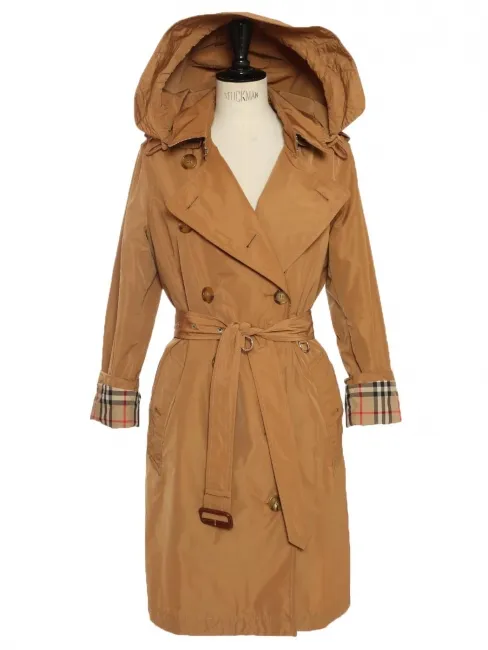 Trench coat mi-long à capuche Kensington en taffetas marron camel Prix boutique 1250€ Taille 40