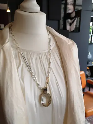 Lucie long necklace — photo 1