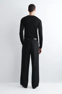 PANTALON EN DENIM À PLIS DÉCONTRACTÉ LARGE - NOIR — photo 4