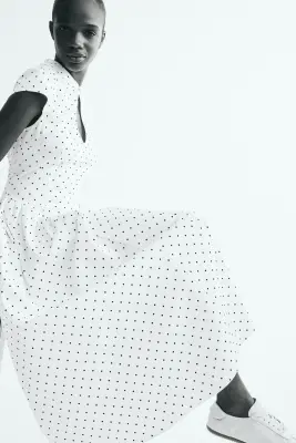 Robe en coton avec jupe évasée - Crème/pois — photo 2