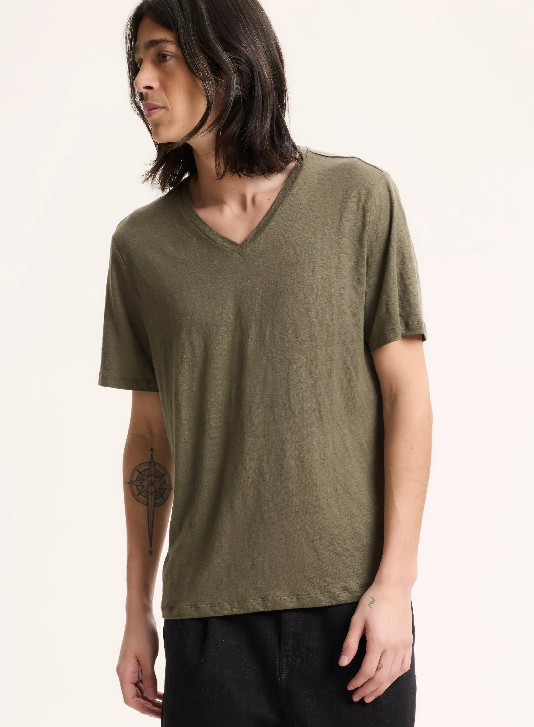 T-shirt Vert Col V Manches Courtes en Lin / Elasthanne