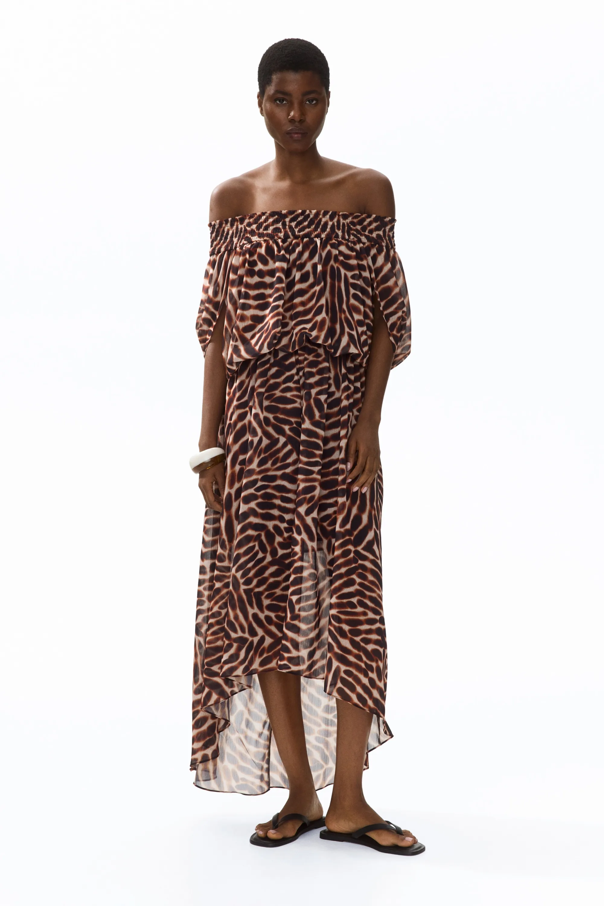 Robe épaules nues en mousseline - Marron foncé/motif