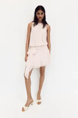 Robe en mousseline avec détail à nouer - Rose poudré — photo 1