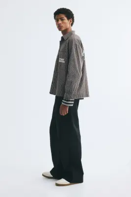 Chemise imprimée Relaxed Fit en popeline de coton - Vert kaki/Street Archives — photo 4