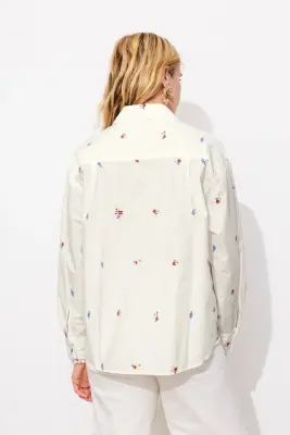 Chemise oversize brodée Femme — photo 4