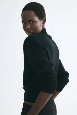 Pull à épaulettes en laine mérinos - Noir — photo 2