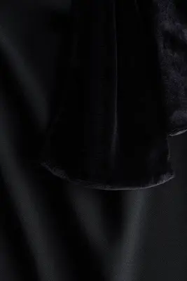 Robe tube avec nœud - Noir — photo 5