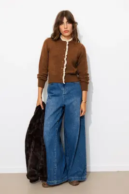 Cardigan avec volant en détail — photo 4