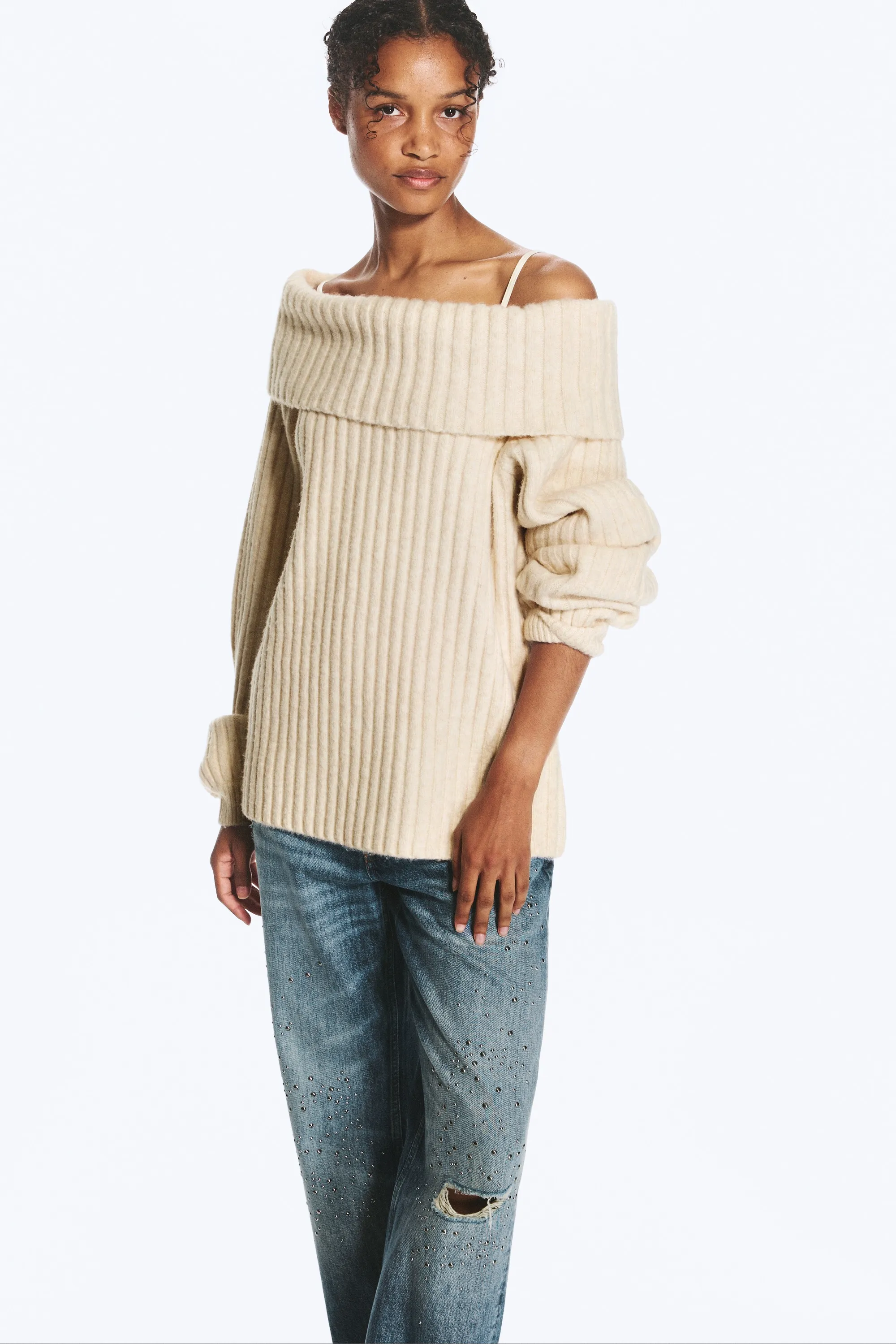 Pull côtelé à épaules dénudées - Beige clair