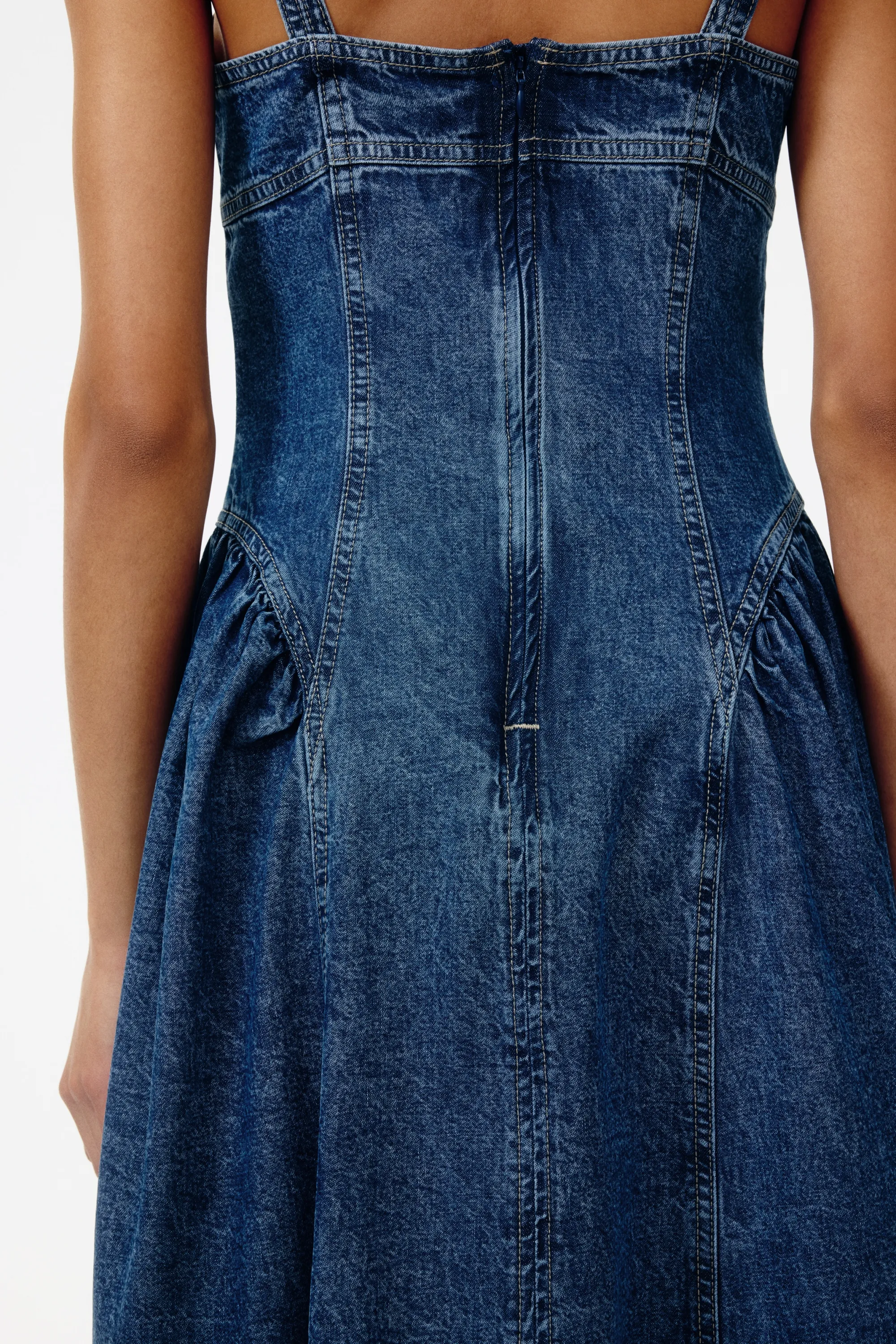 Robe en denim avec jupe évasée - Bleu denim