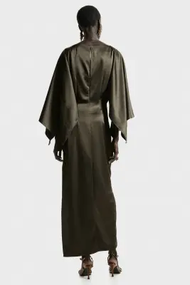 Robe cape en satin - Vert foncé — photo 2
