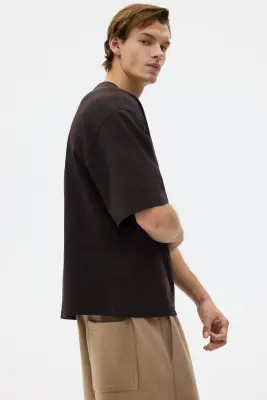T-shirt Oversized Fit - Marron foncé — photo 2