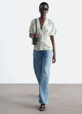 Blouse à taille torsadée - Gris/Motif fleuri — photo 1
