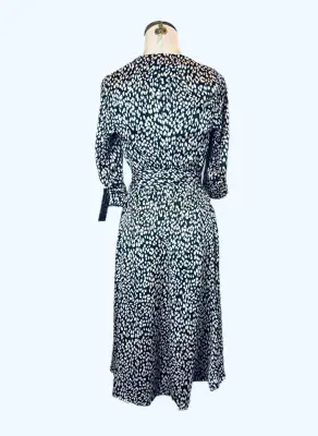 A-Robe cache cœur ivoire et noire — photo 4