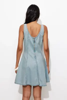 Robe courte en jean Femme — photo 4