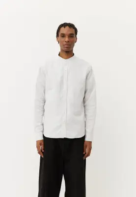 La chemise col officier - Blanc cassé