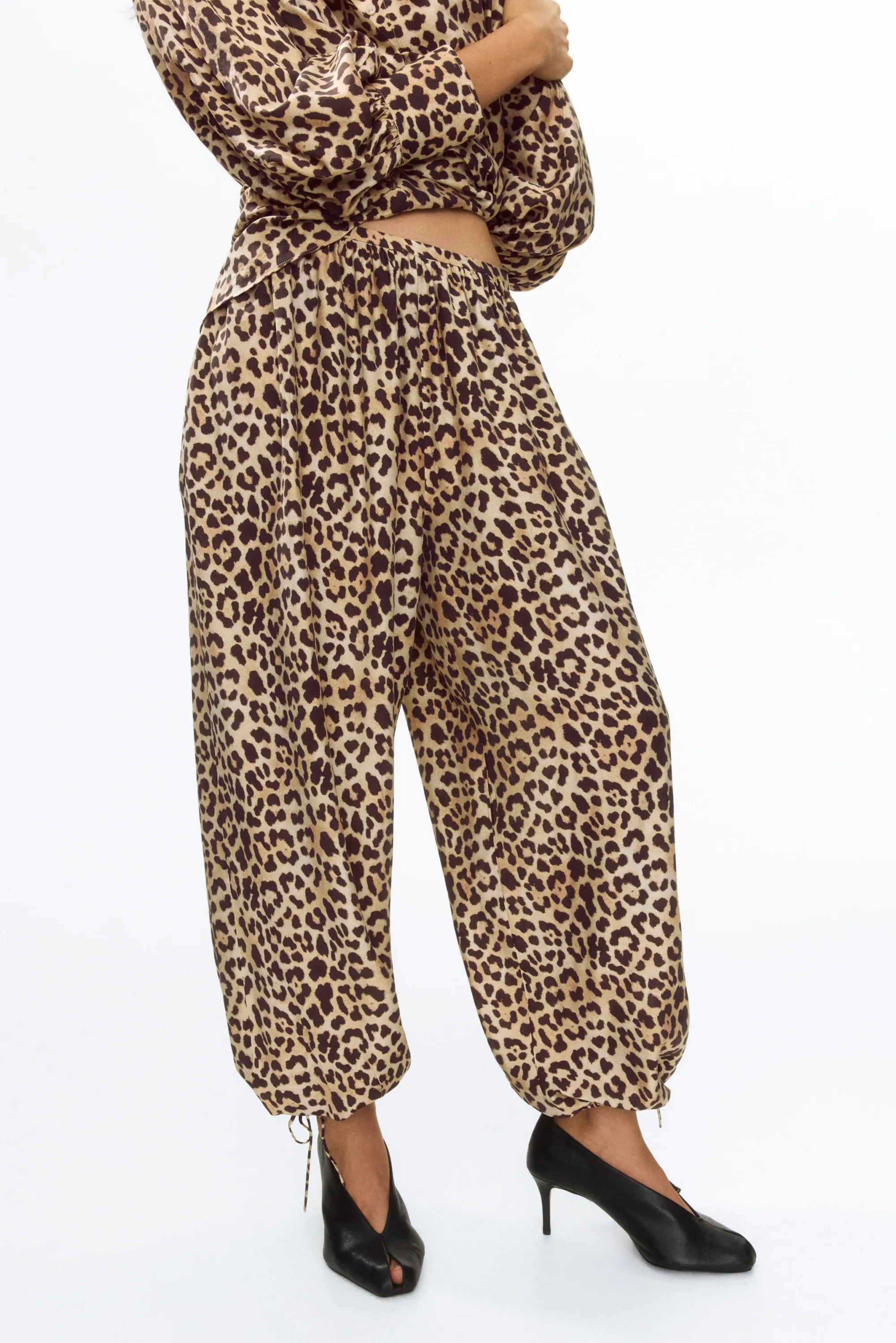 Pantalon à jambes barrel - Beige/imprimé léopard