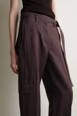 PANTALON BARREL CEINTURÉ EN LIN - BORDEAUX — photo 3