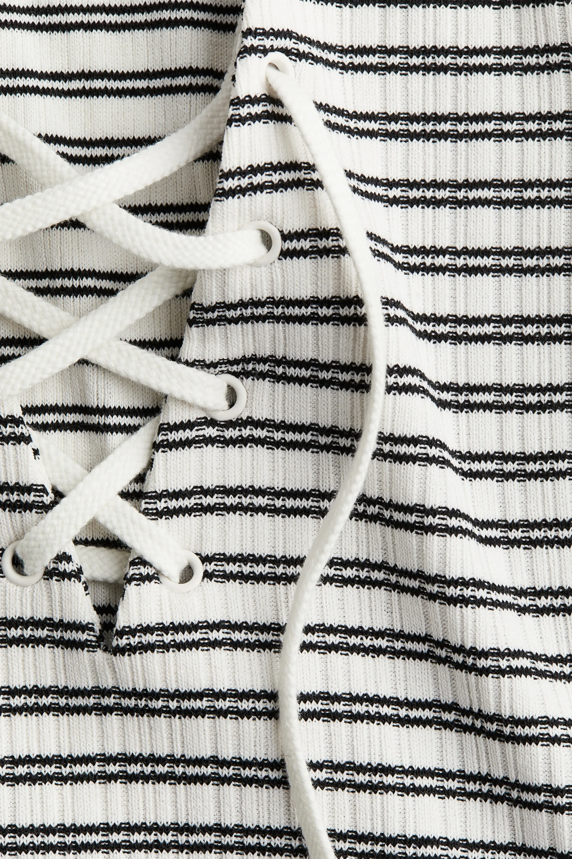 Robe moulante avec laçage - Crème/rayé