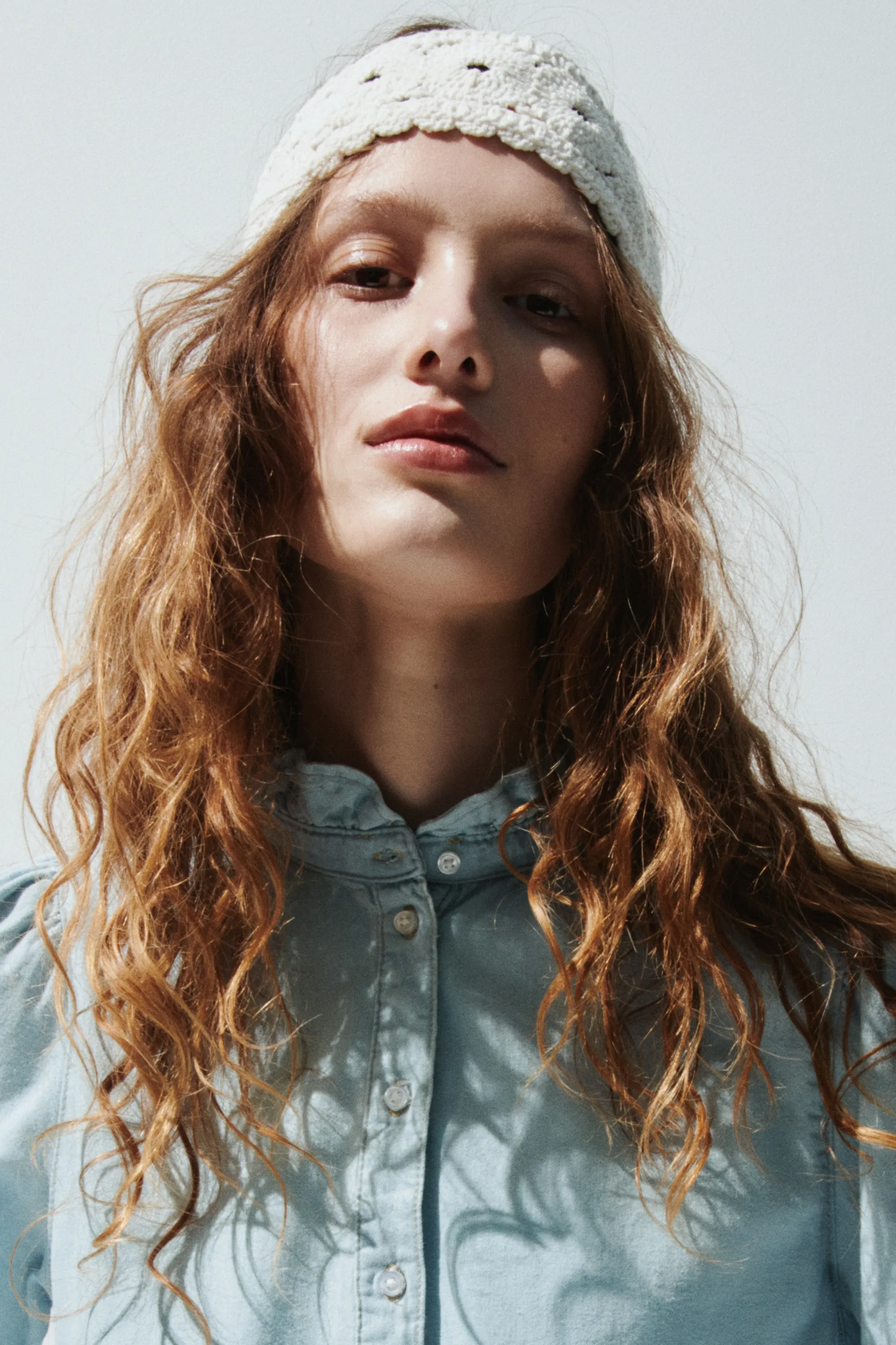 Frill-trimmed denim blouse - Bleu denim pâle