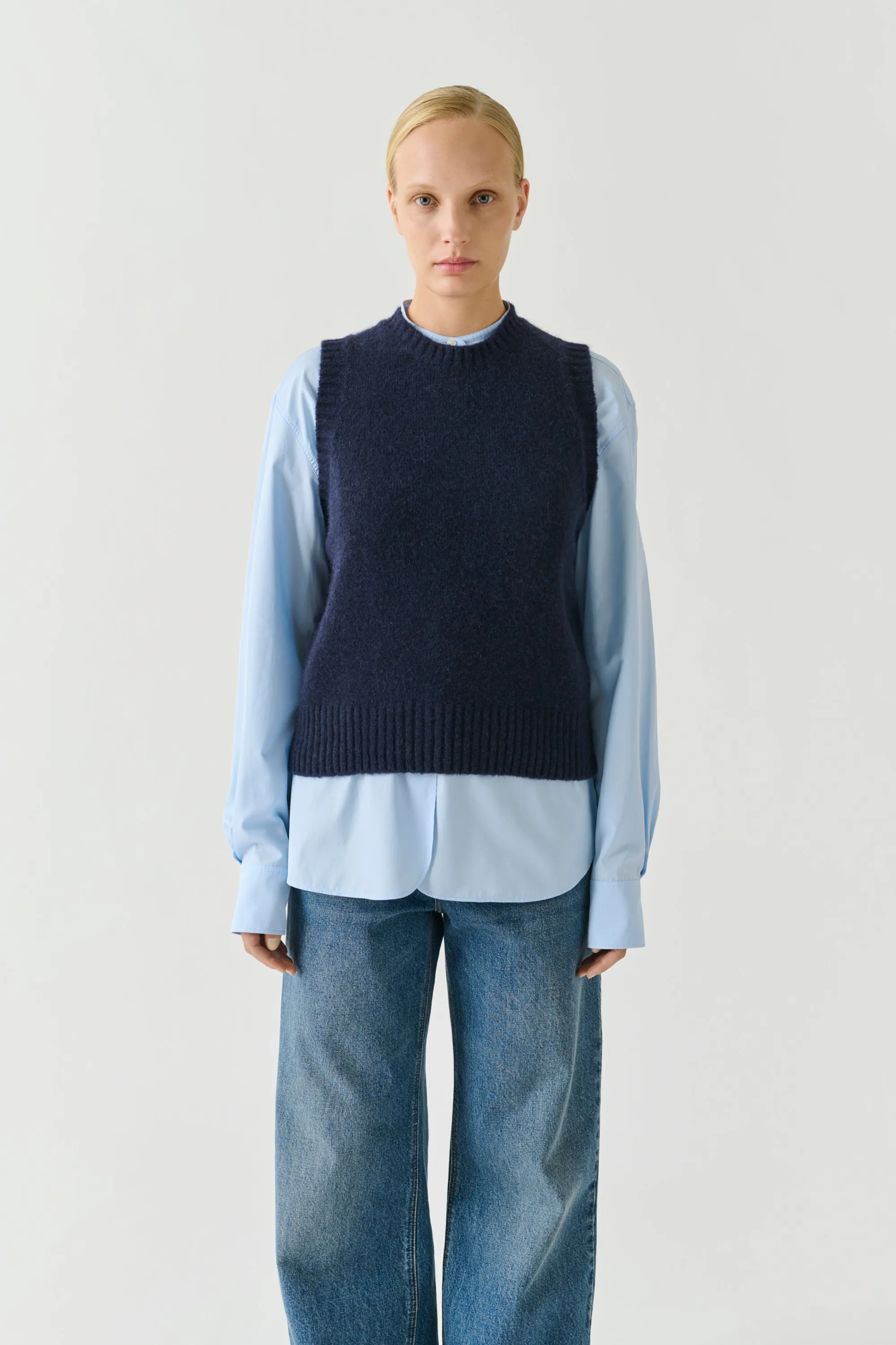 PULL NAMASTE NAVY
