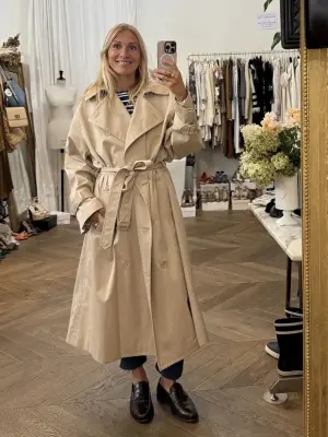 Trench long ceinturé en coton beige Prix boutique 1050€ Taille L — photo 2
