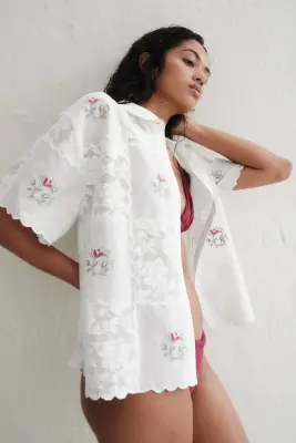 Chemise de plage brodée - Blanc/fleurs — photo 1