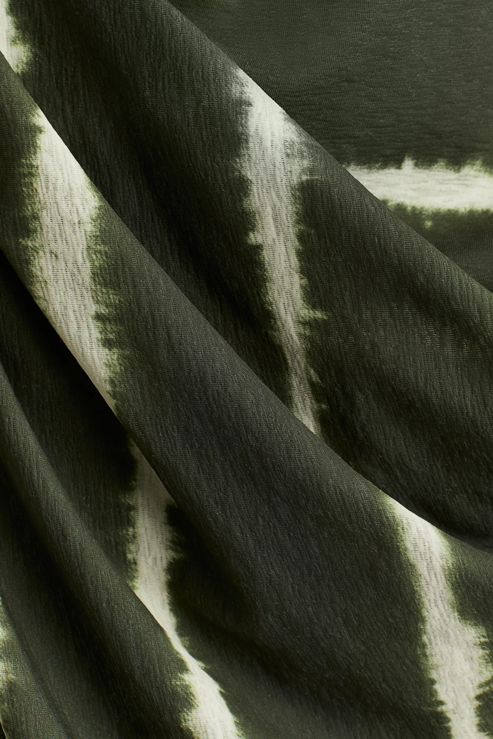 Robe à effet drapé avec bretelles fines - Vert foncé/batik