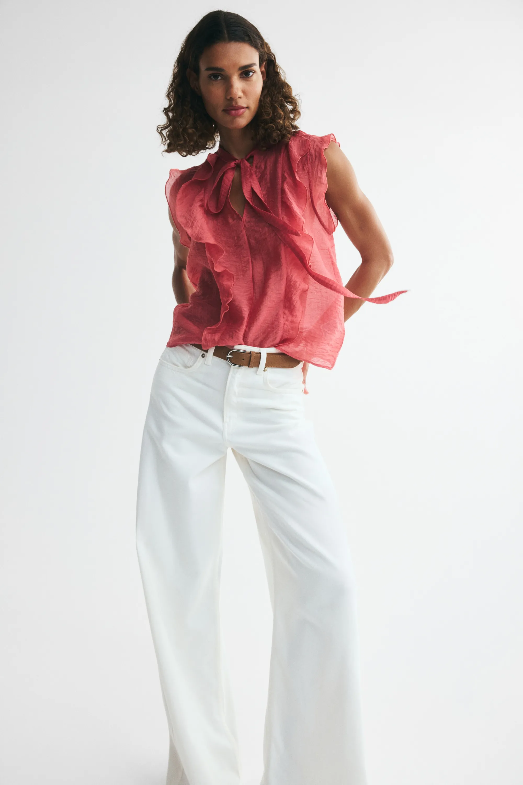 Blouse volantée avec col cravate - Rose