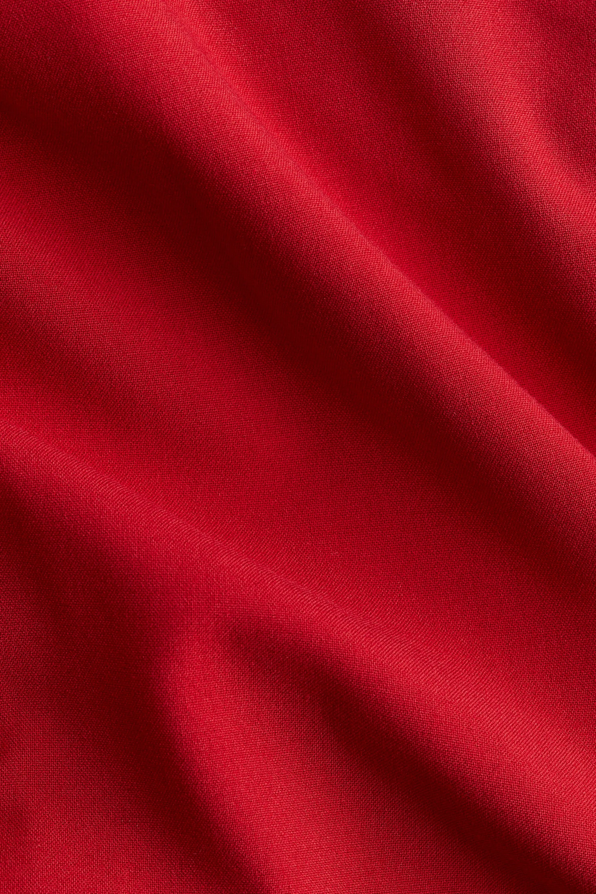 Robe asymétrique avec ceinture - Rouge