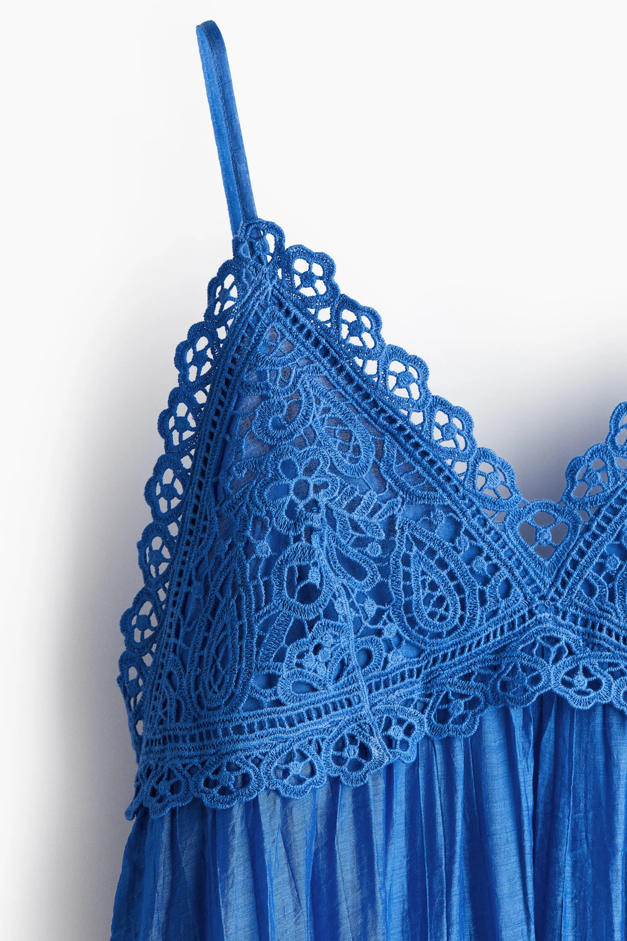 Robe à bretelles fines avec broderies - Bleu