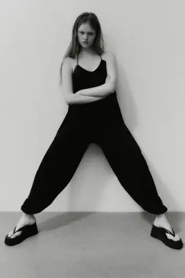 Combi-pantalon ballon à bretelles fines - Noir — photo 1