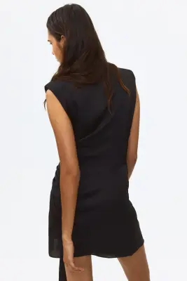 Robe portefeuille en satin - Gris foncé — photo 3