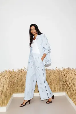 Pantalon rayé brodé Femme — photo 2
