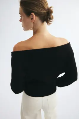 Gilet épaules nues en maille bouclette - Noir — photo 4