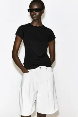 BERMUDA LARGE EN DENIM - BLANC — photo 2