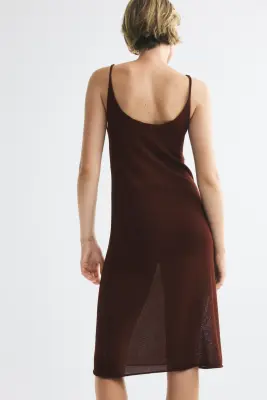 Robe à bretelles fines en maille - Marron foncé — photo 3